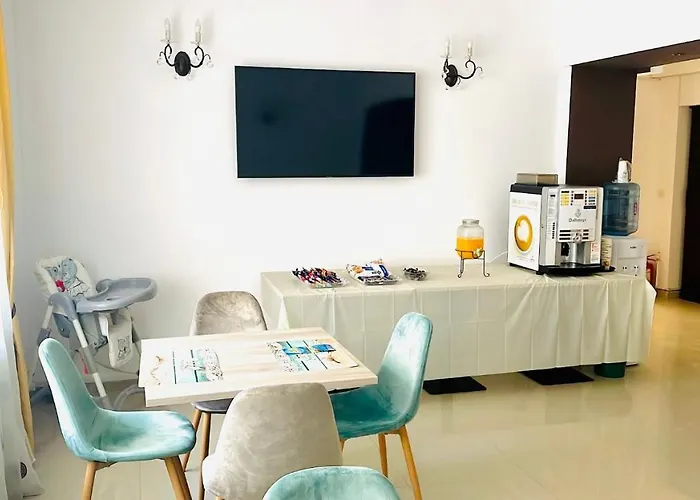 亚历克斯旅馆 3* 艾福雷诺德